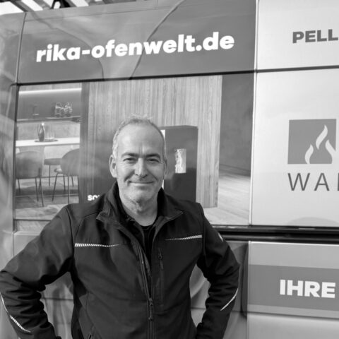 8087276e e641 4e1d a973 249bed25e83d