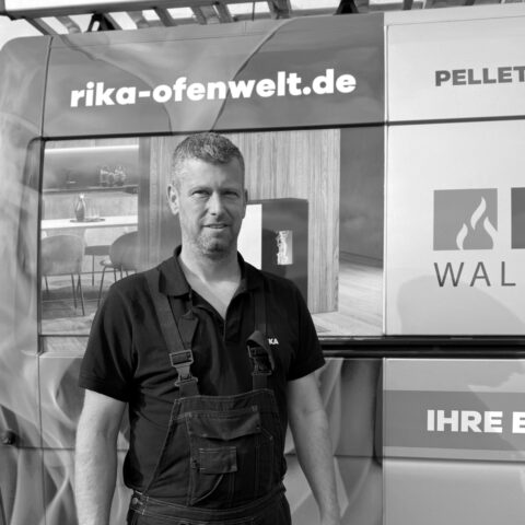 9db940b4 f73b 46a8 87fe 1bb48e853998